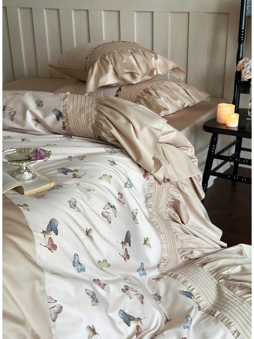 Brand New High-end Cotton Bedding Set, Butterfly Printed Duvet Cover Sets with Bed Skirts, Skin-friendly Bedspread Sheets